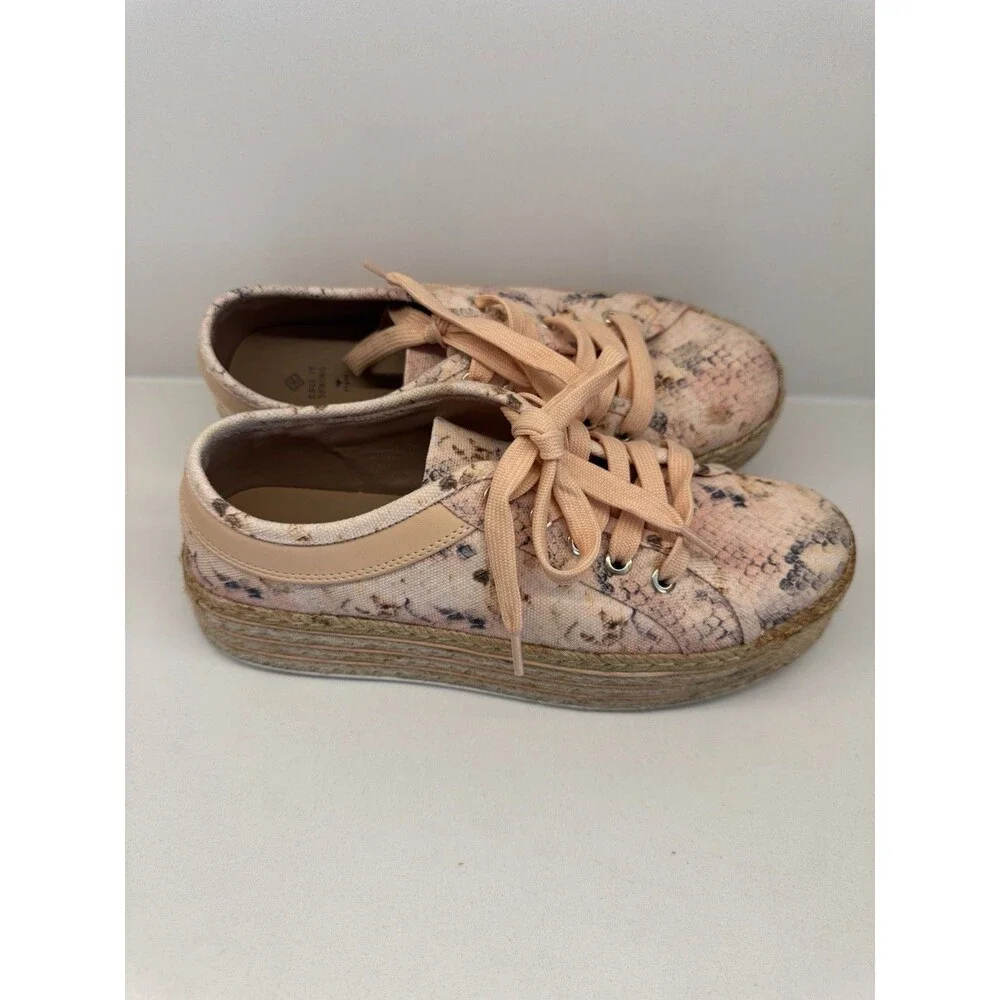 Call It Spring sneakers round Toe Platform light coral Sneaker SZ 8 -preowned-